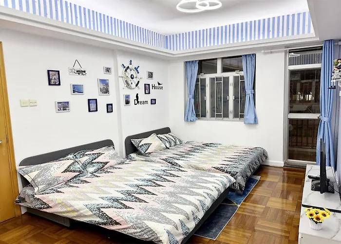 Fantastic Queen Beds, 4Rms Beside Mtr Grand 14Ppls 2 Bathrm